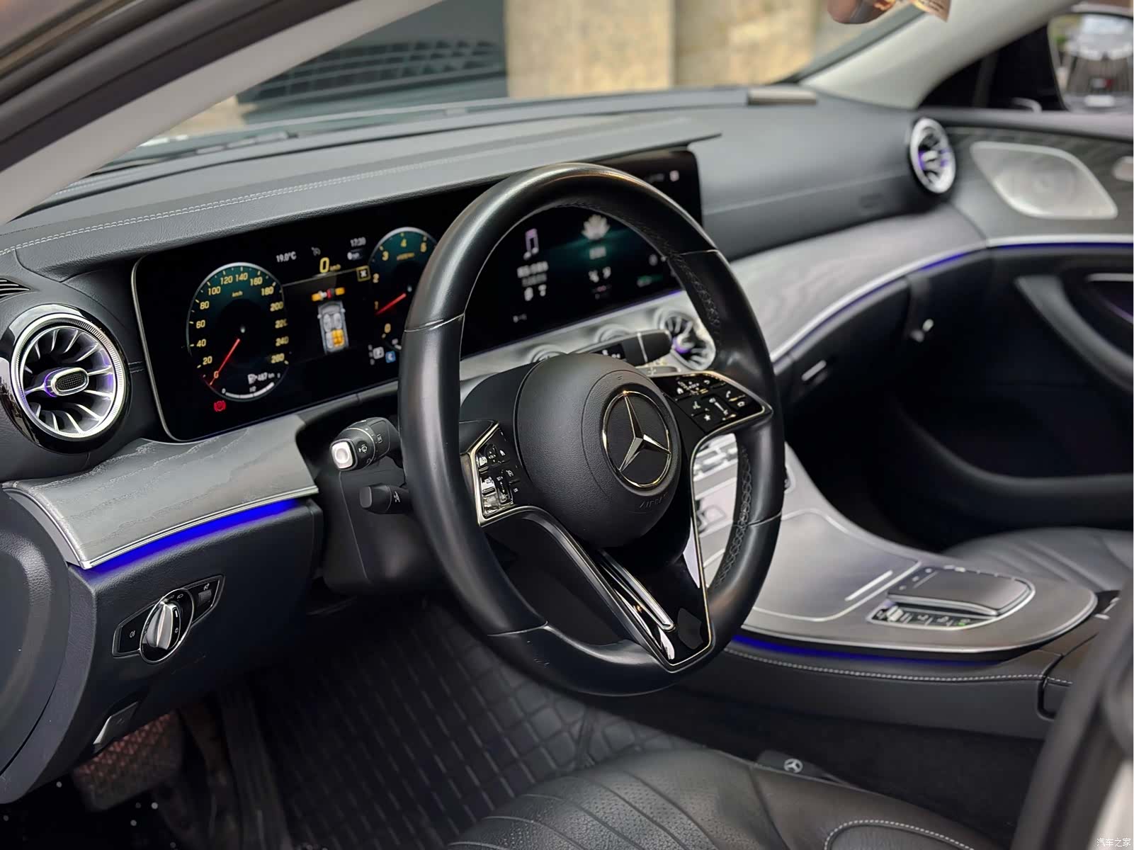 Mercedes-Benz CLS, 2022 12