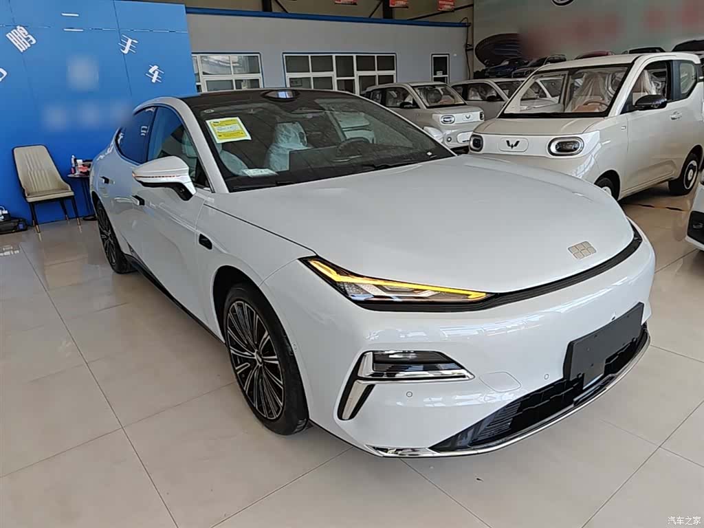 Geely 8, 2026 4