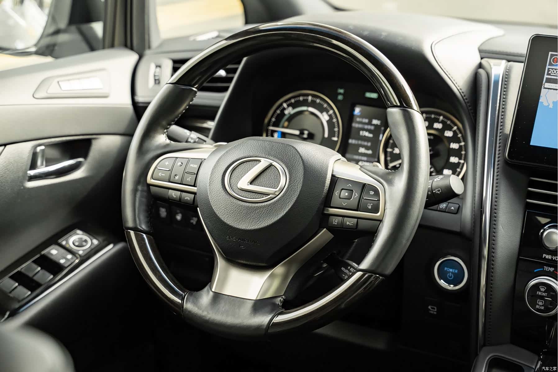 Lexus LM, 2022 10