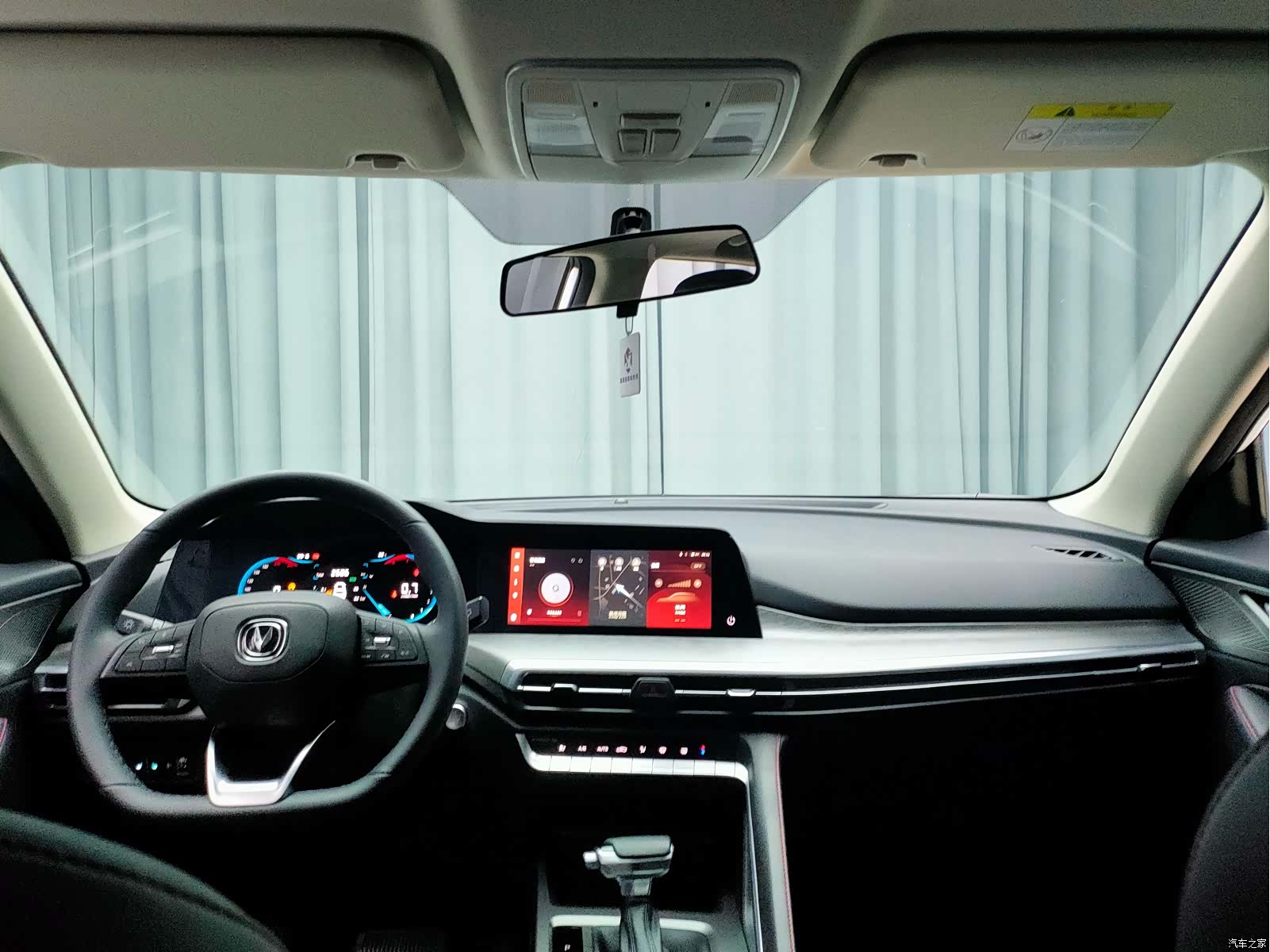 Changan CS35, 2023 13