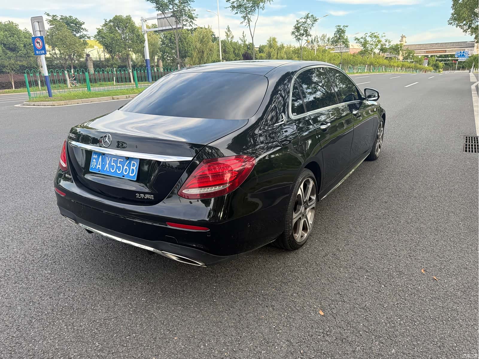 Mercedes-Benz E-Class, 2016 4