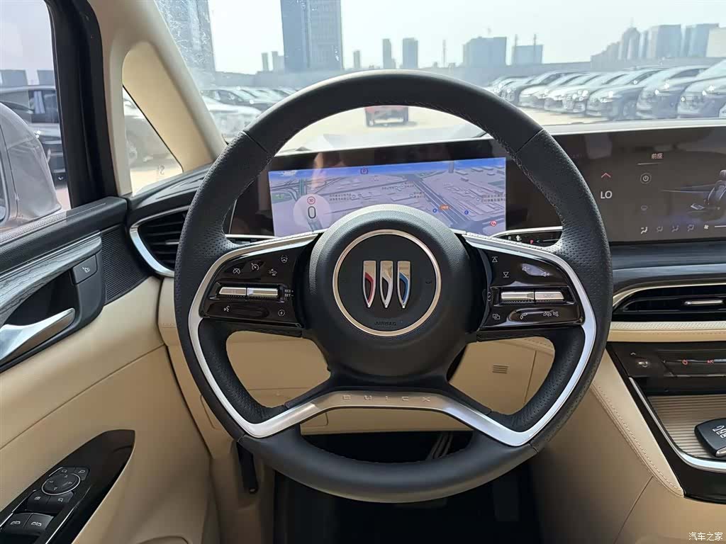 Buick GL8, 2025 10