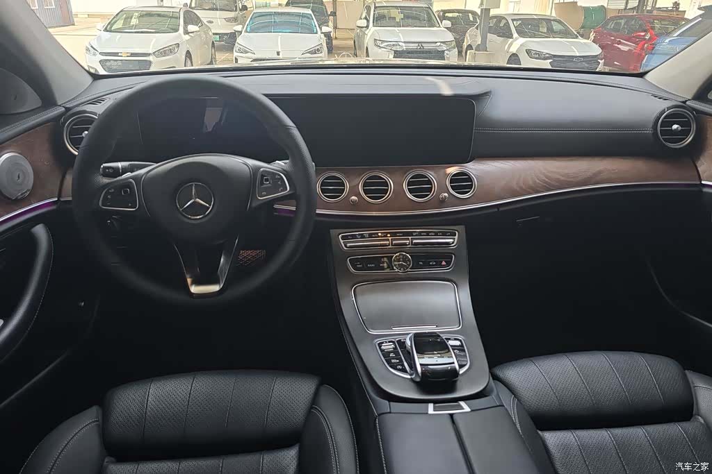 Mercedes-Benz E-Class, 2017 12