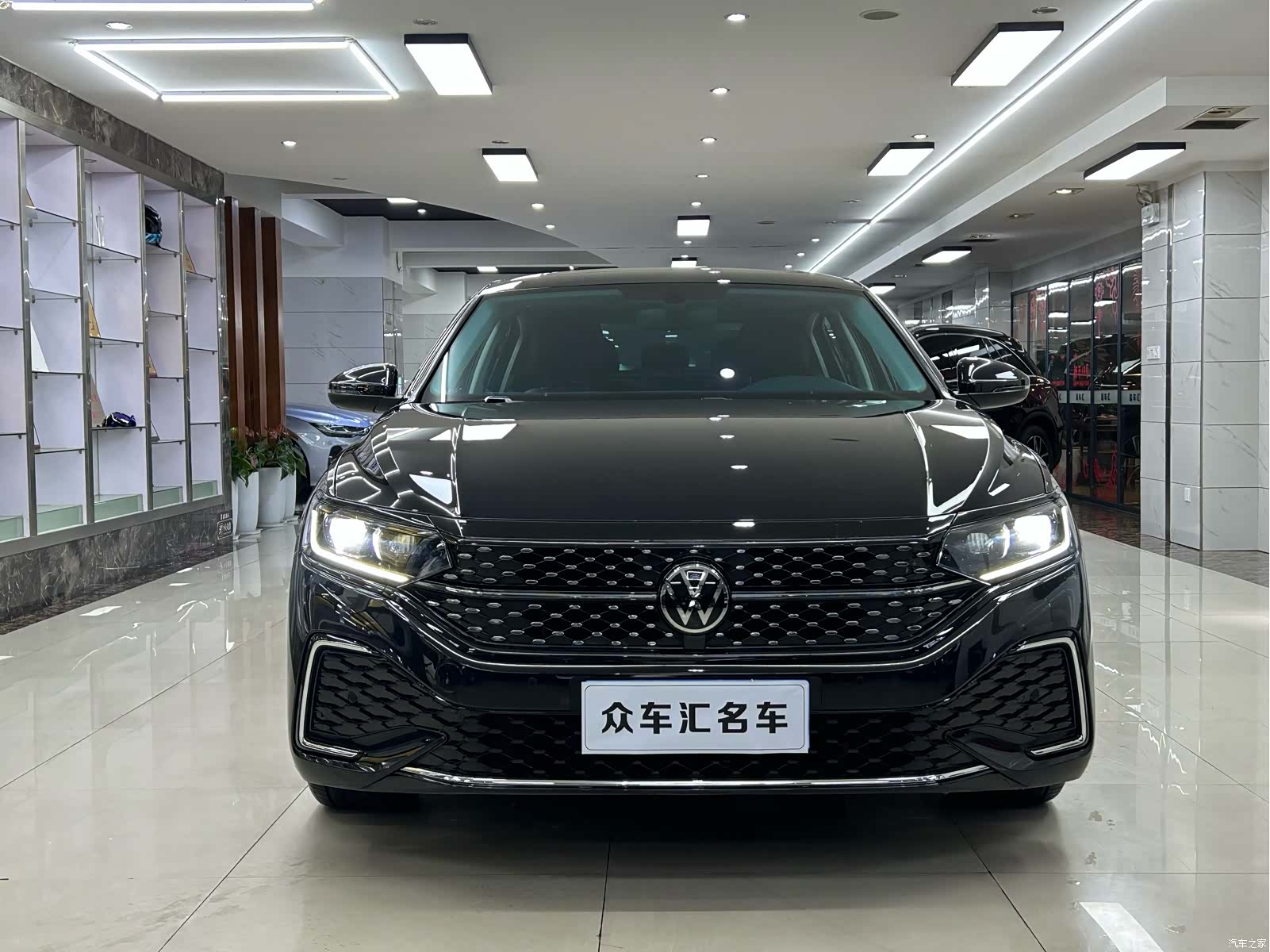 Volkswagen Passat, 2024 2