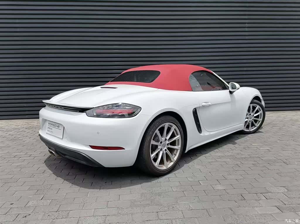 Porsche Boxster, 2021 все фото