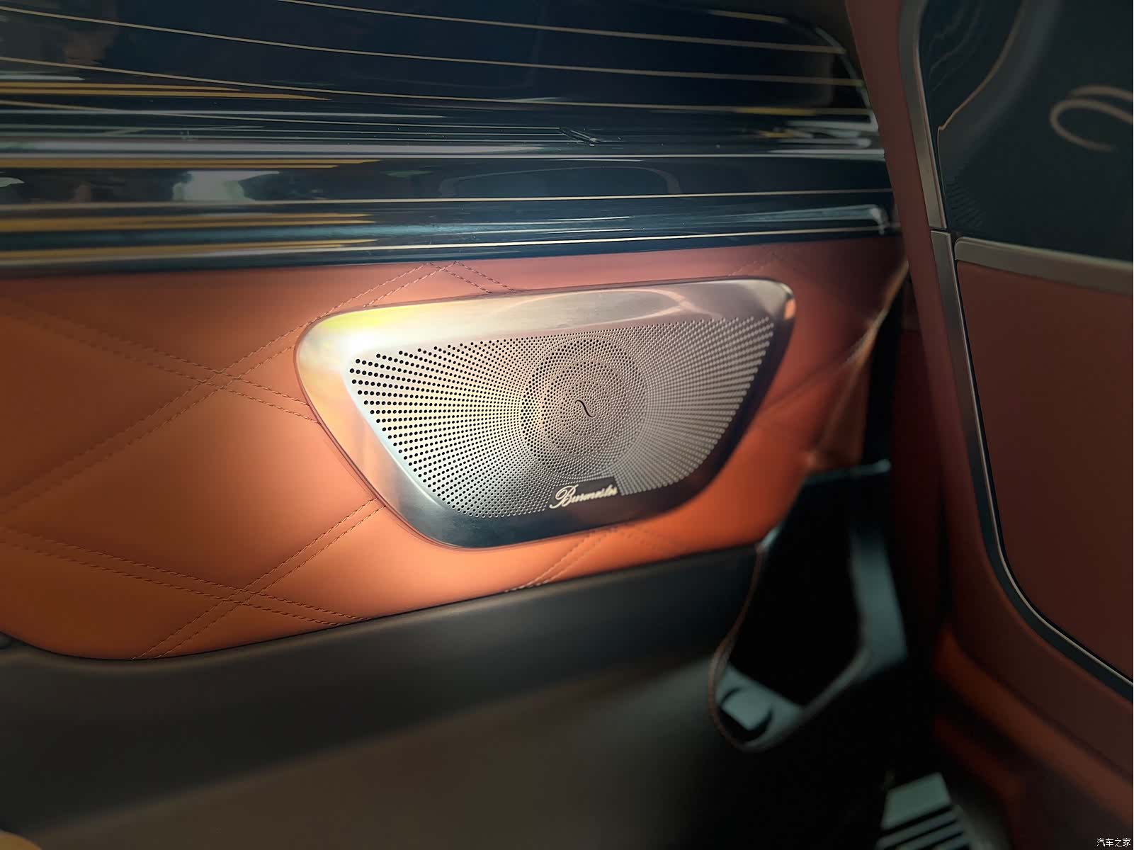 Mercedes-Benz 7, 2024 14