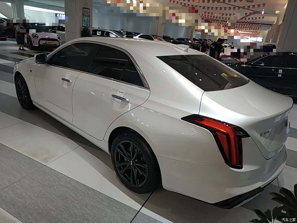 Cadillac CT4, 2024 все фото