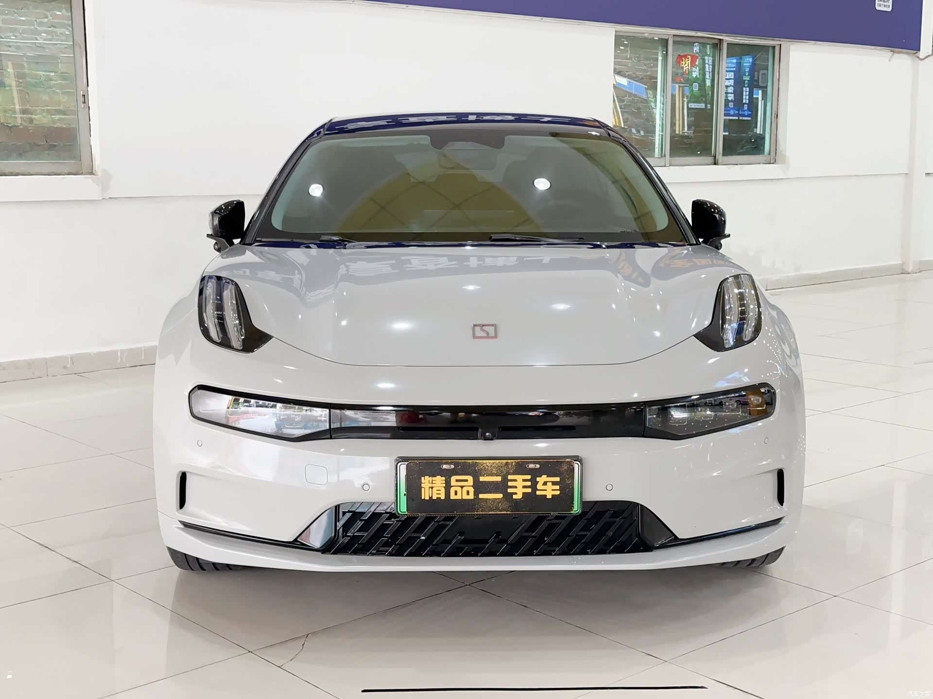 Zeekr 001, 2022 2