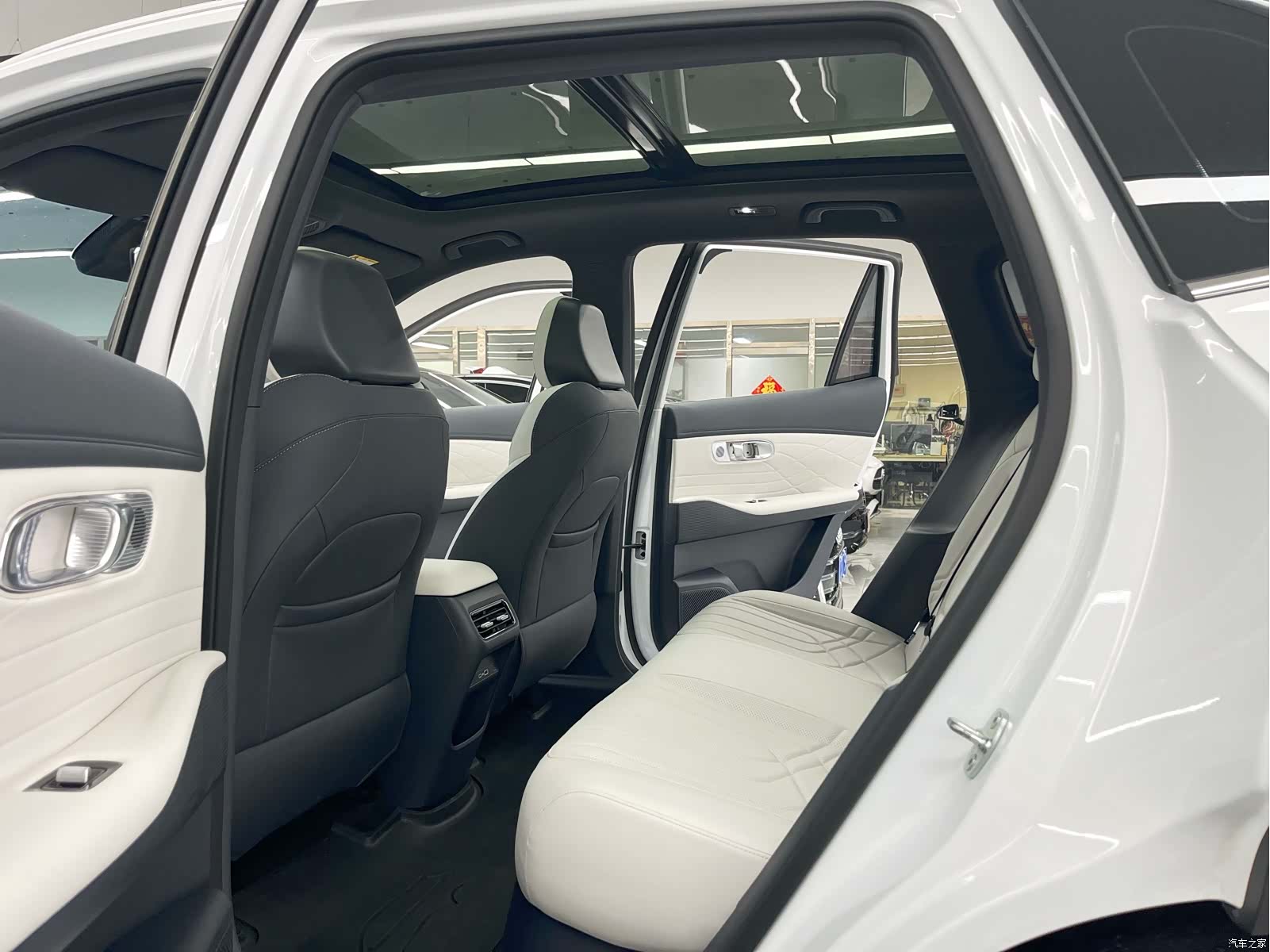Geely 7, 2025 8