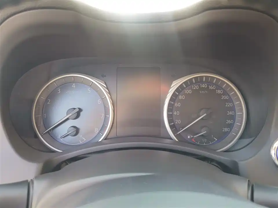 Infiniti Q50L Infiniti Q50L