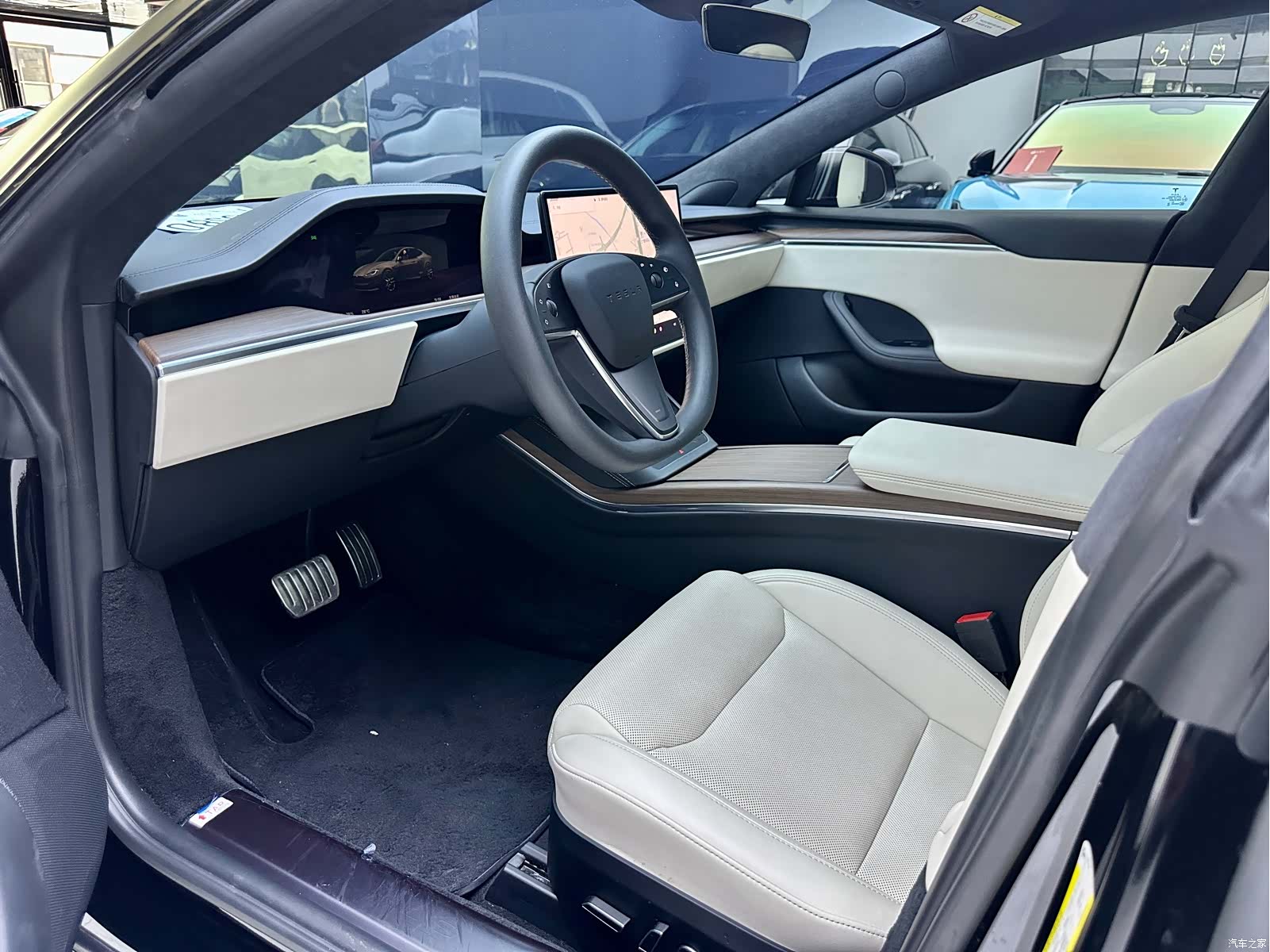 Tesla Model S, 2024 7