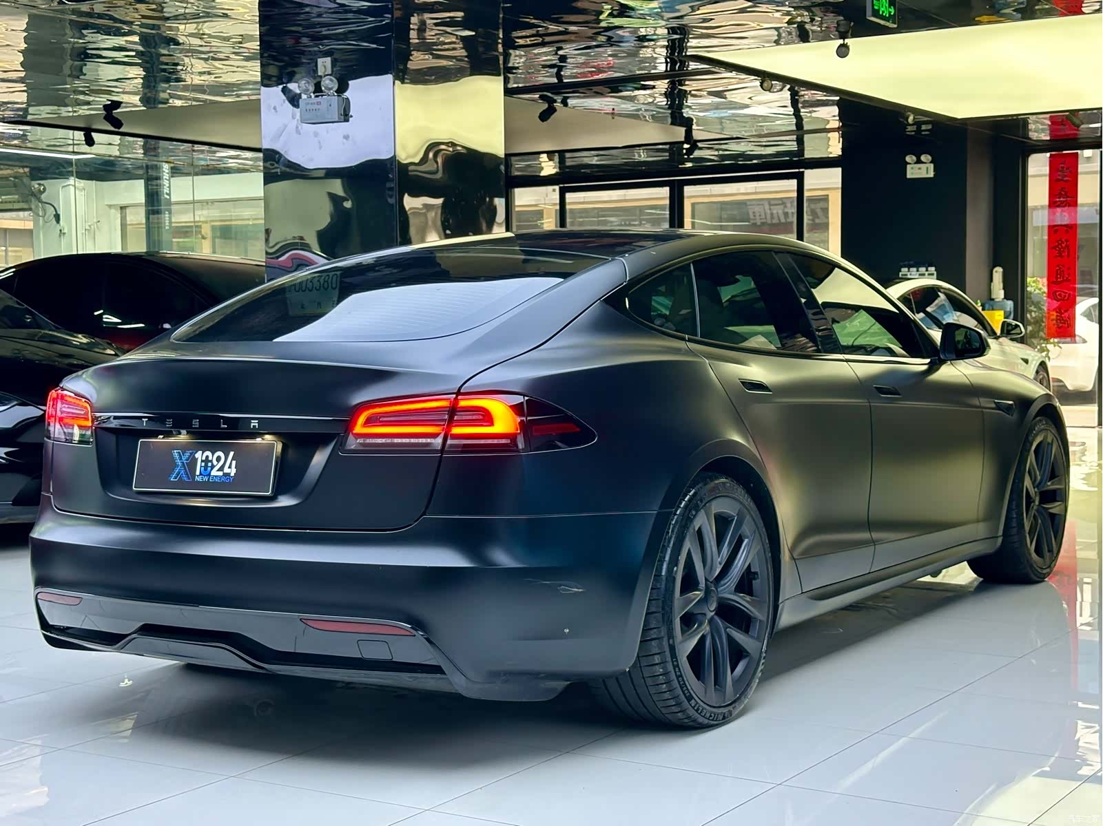 Tesla Model S, 2024 4