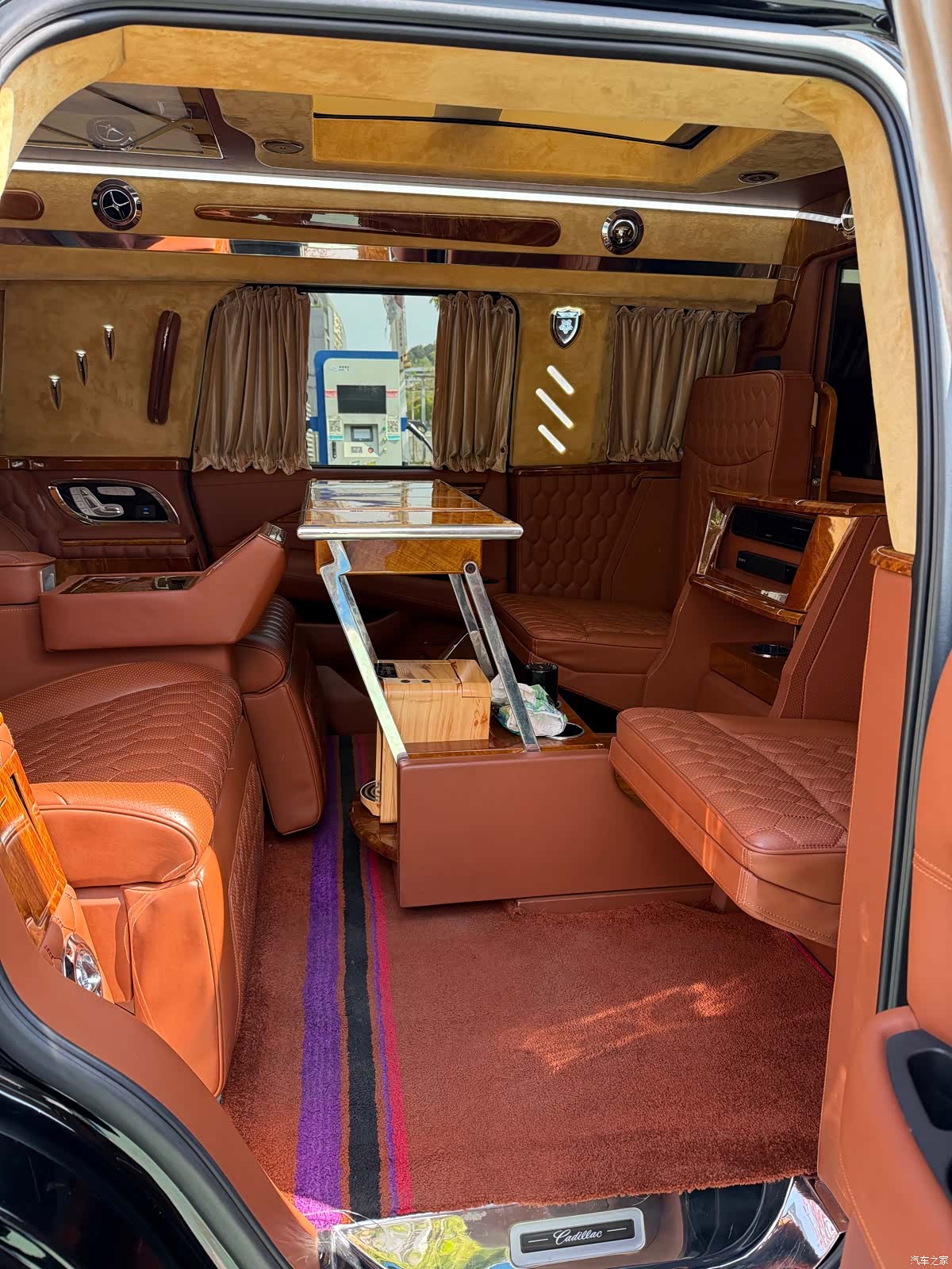 Cadillac Escalade, 2019 13
