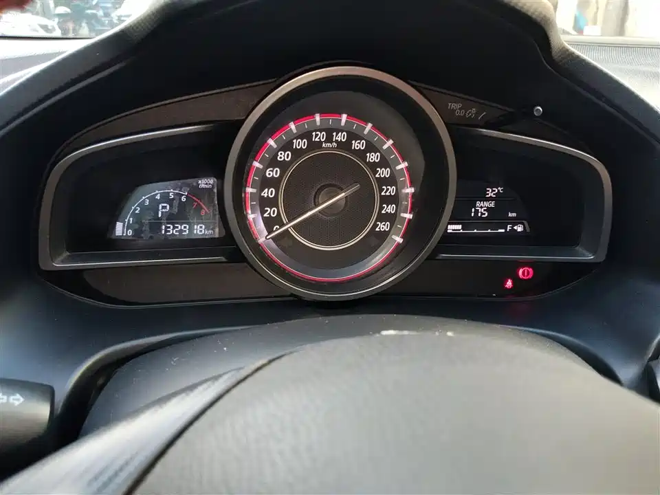 Mazda 3 Angkesaila Mazda 3 Angkesaila