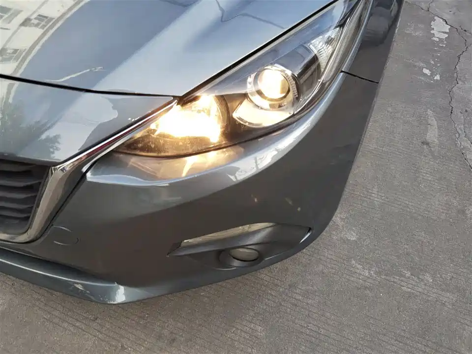 Mazda 3 Angkesaila Mazda 3 Angkesaila