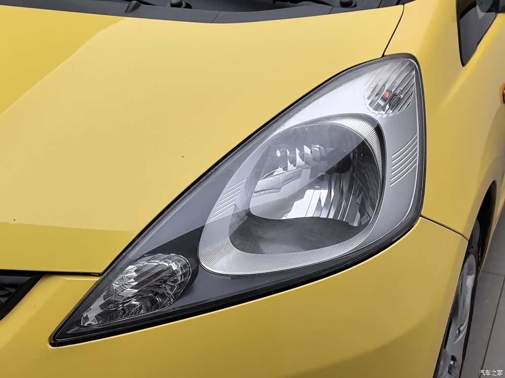 Honda Fit, 2009 7