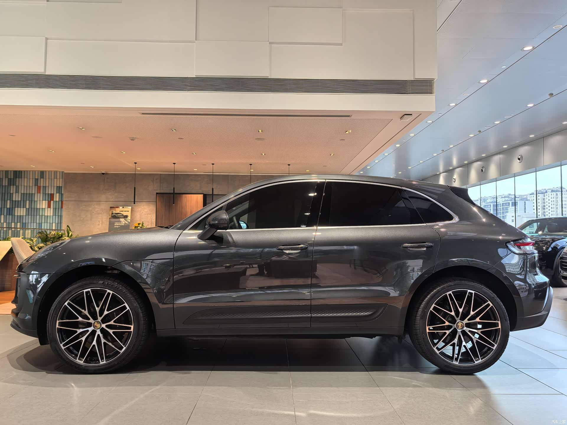 Porsche Macan, 2023 10