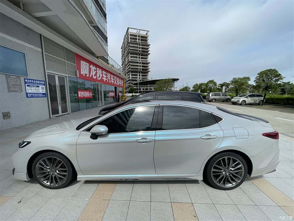 Toyota Camry, 2026 3