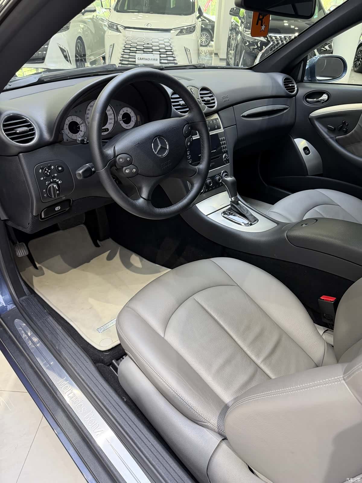 Mercedes-Benz CLK-Class, 2008 4