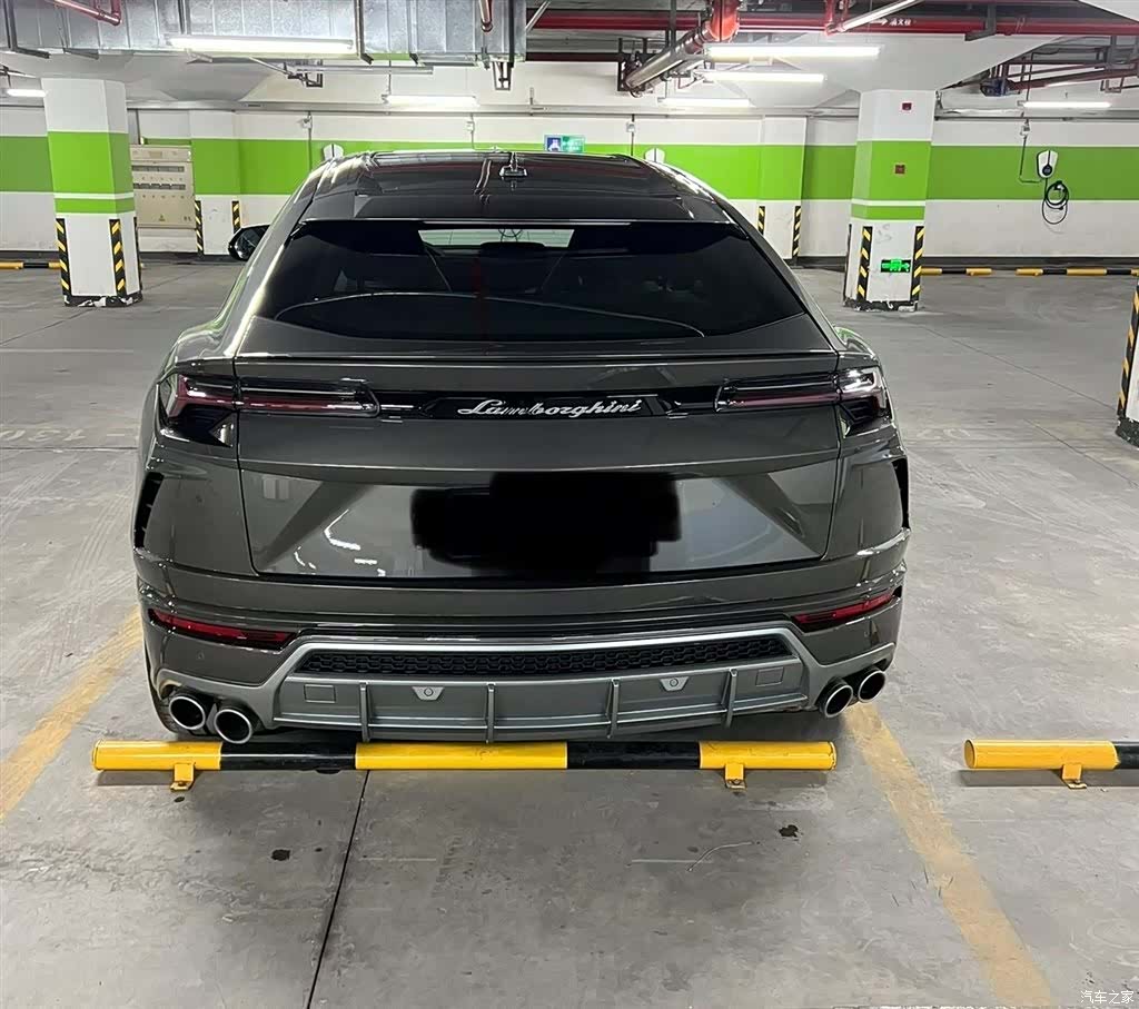 Lamborghini Urus, 2021 3
