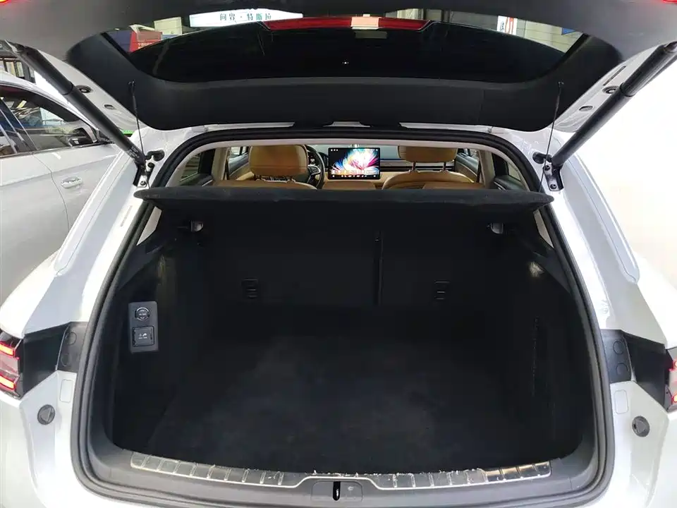 HarmonyOS Ask the world M5