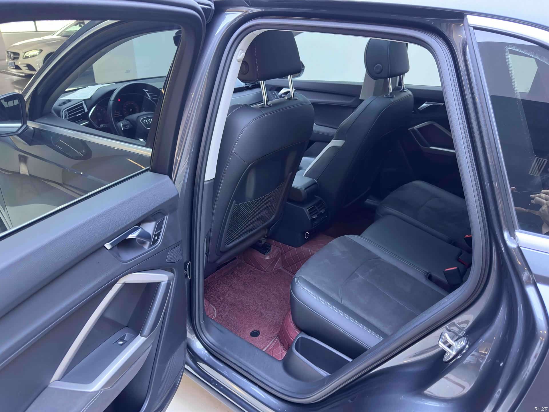 Audi Q3, 2022 7