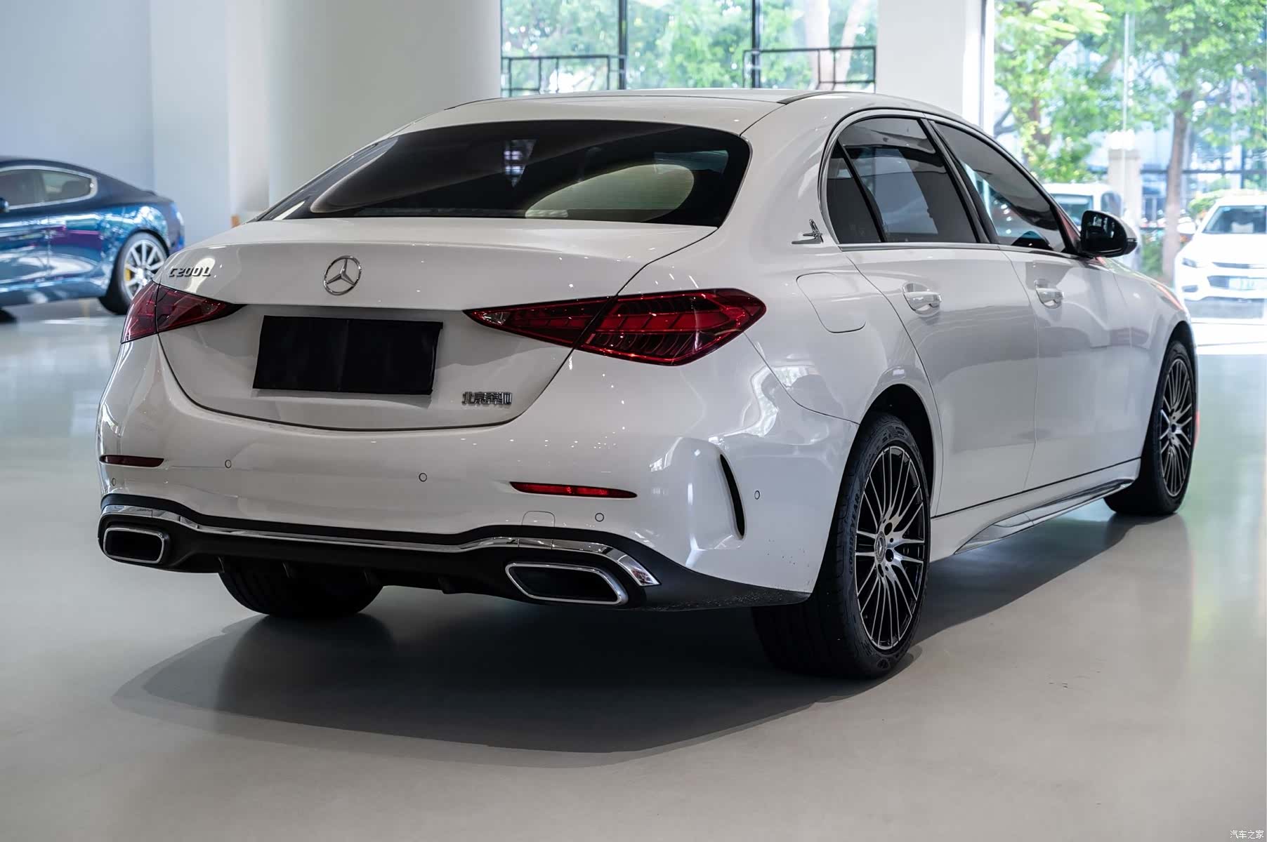 Mercedes-Benz C-Class, 2023 4