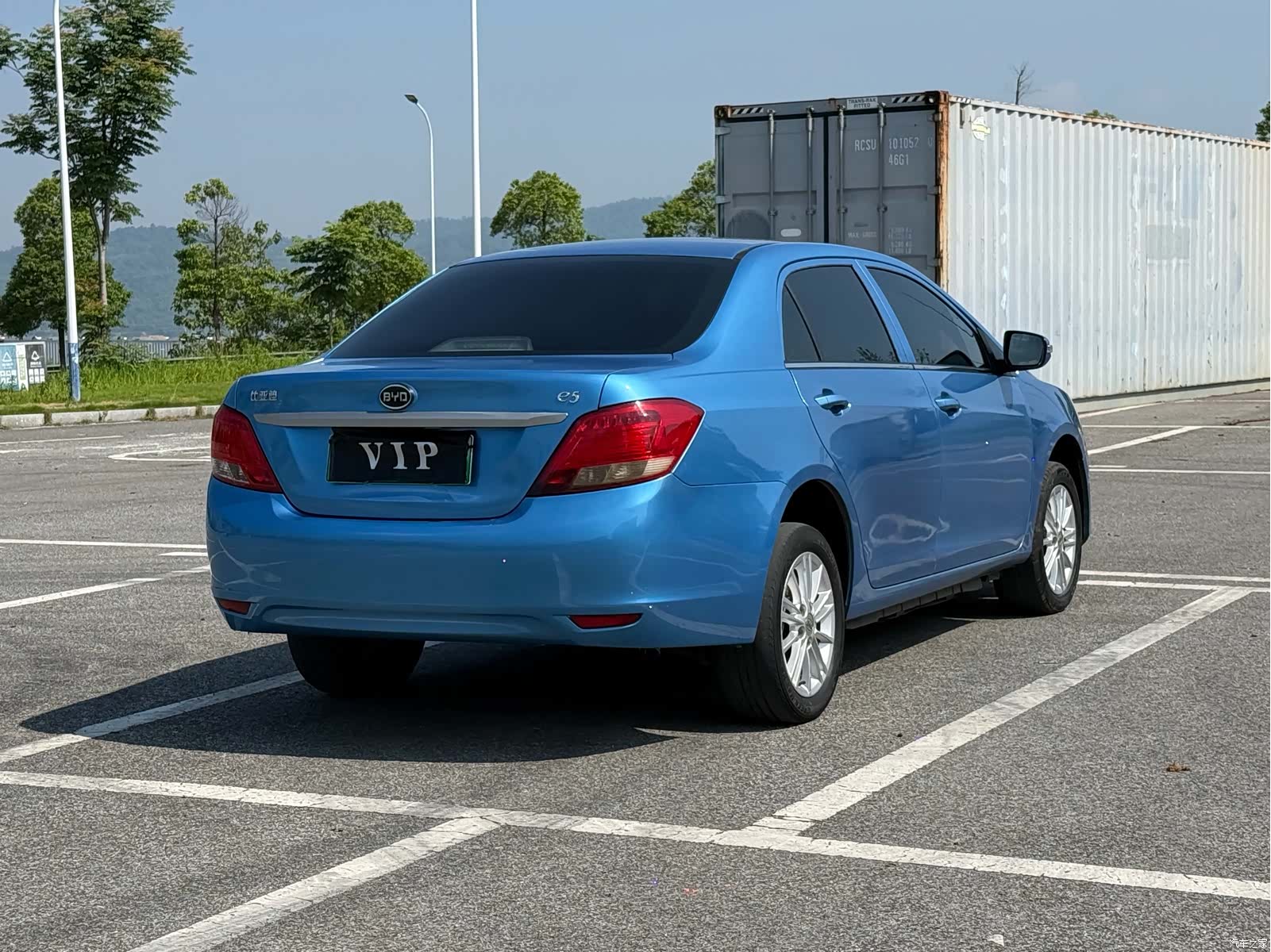 BYD E5, 2022 4