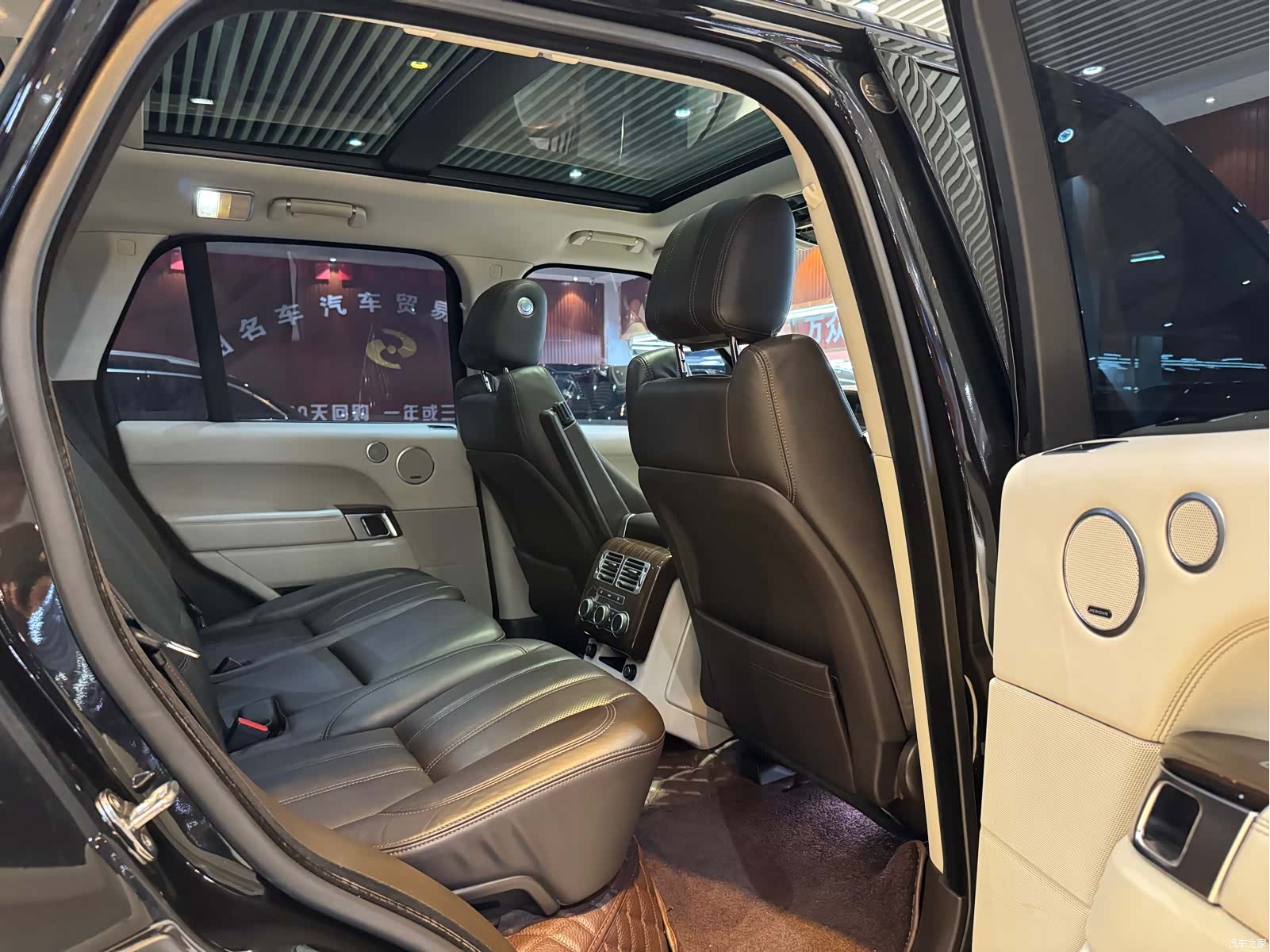 Land Rover Range Rover, 2016 12
