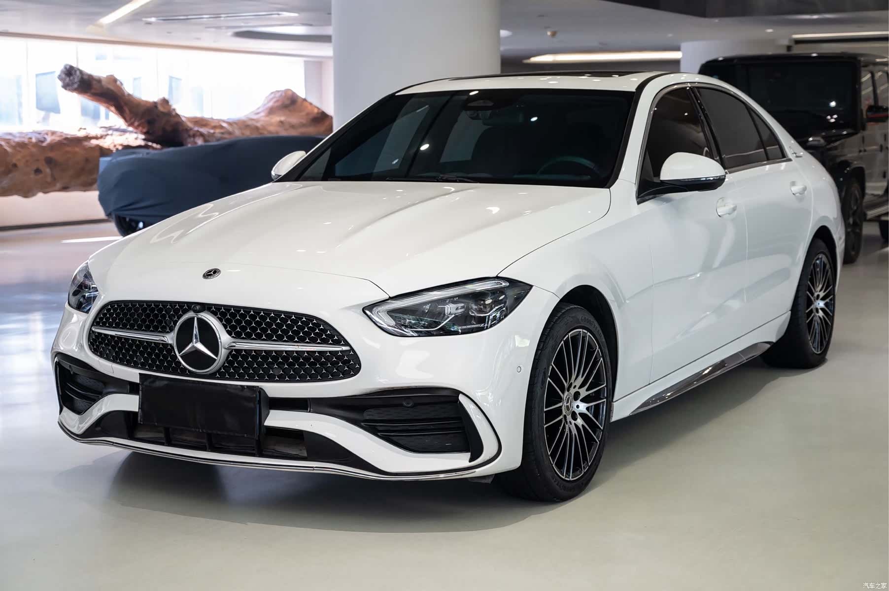 Mercedes-Benz C-Class, 2023 1