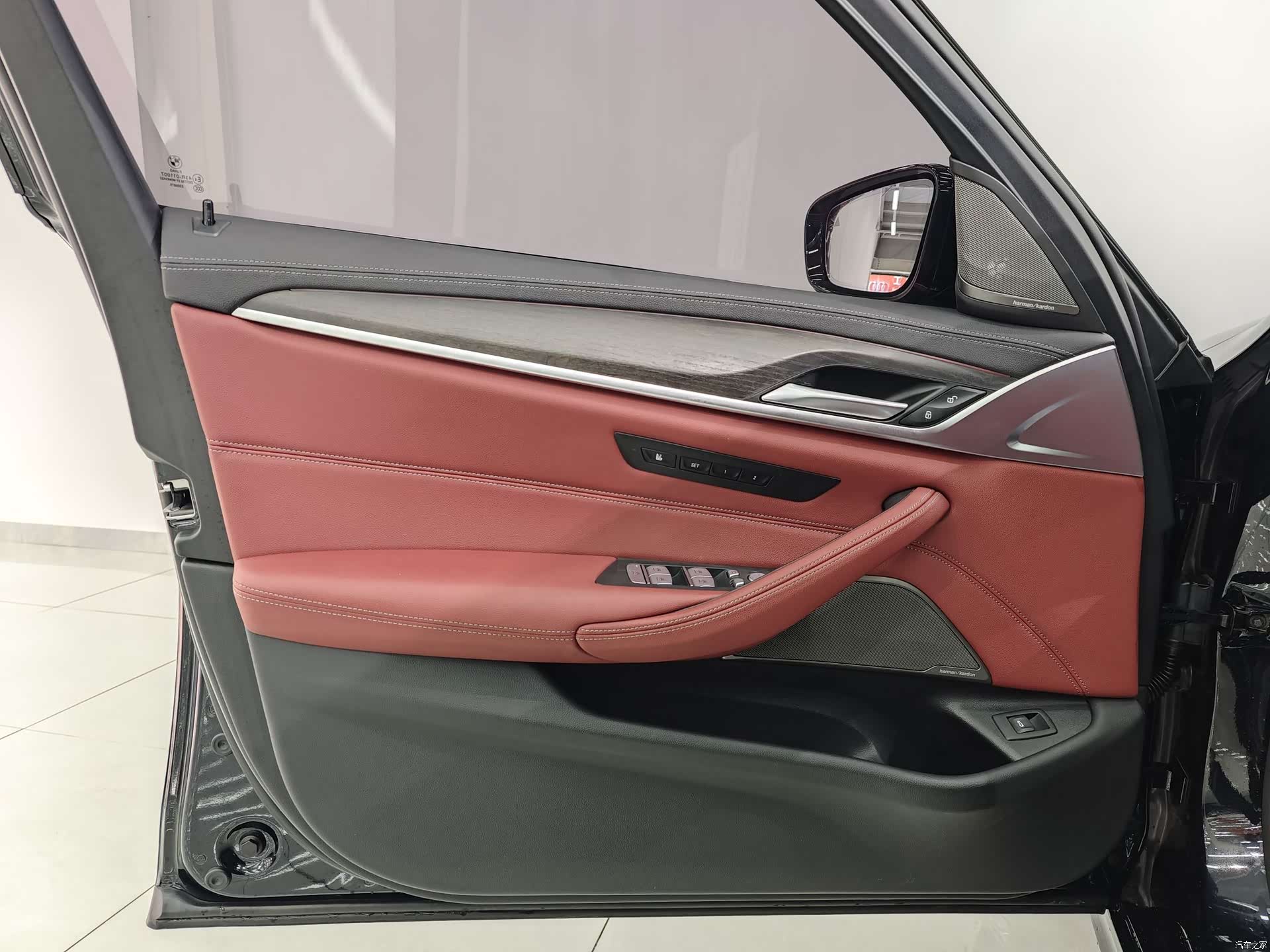 BMW 5 Series, 2022 8
