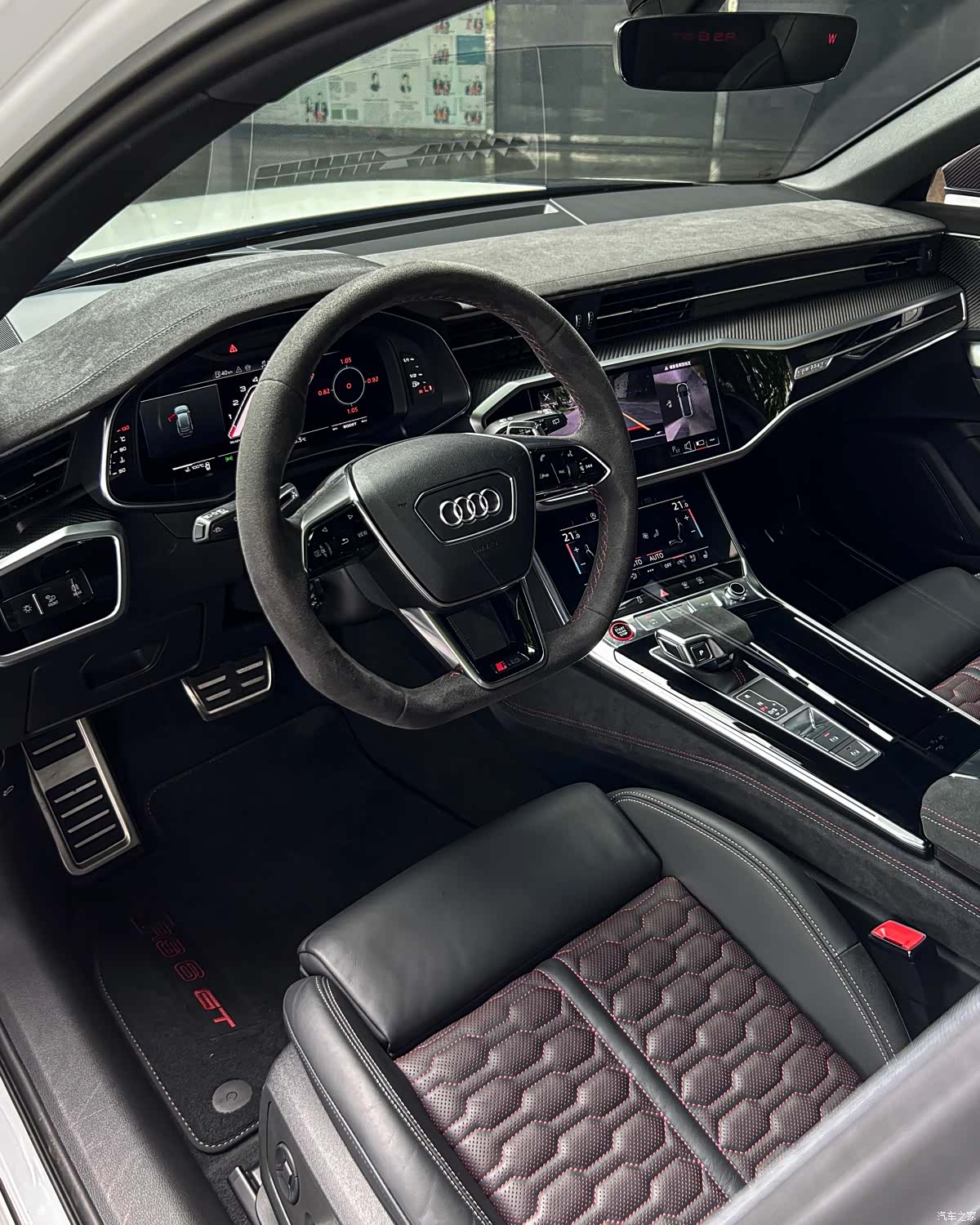 Audi RS, 2025 10