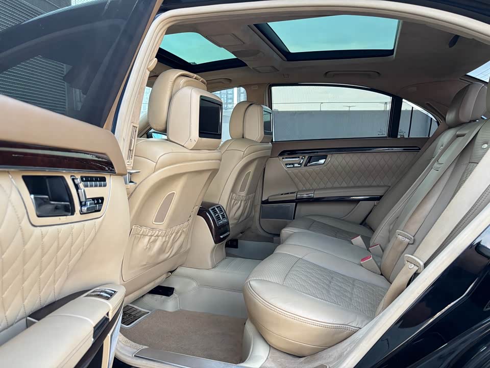 Mercedes-Benz S-class AMG Mercedes-Benz S-class AMG