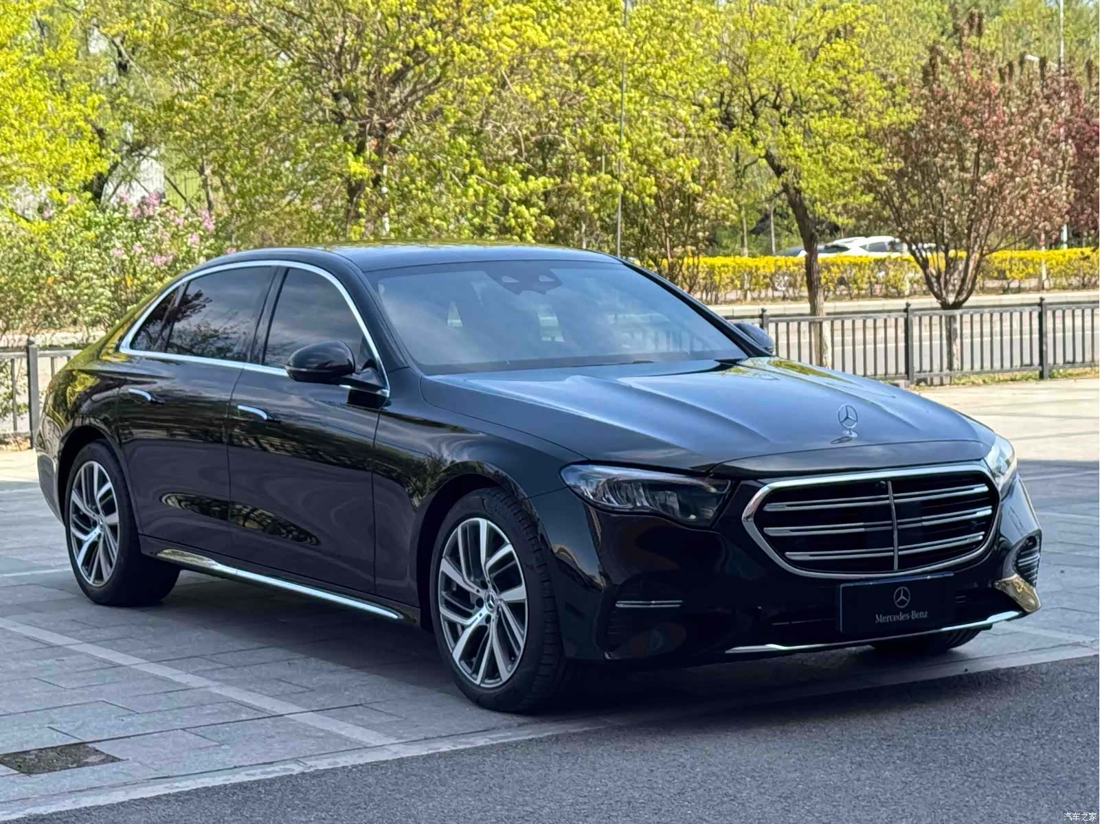 Mercedes-Benz E-Class, 2025 2