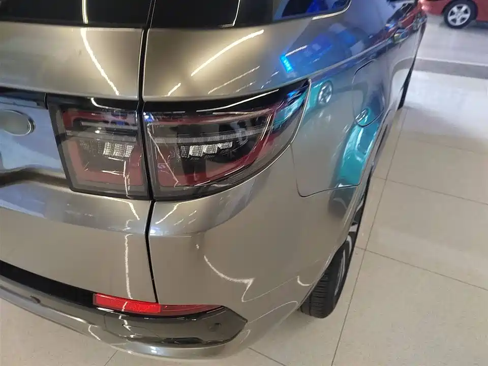Land Rover Discover sports