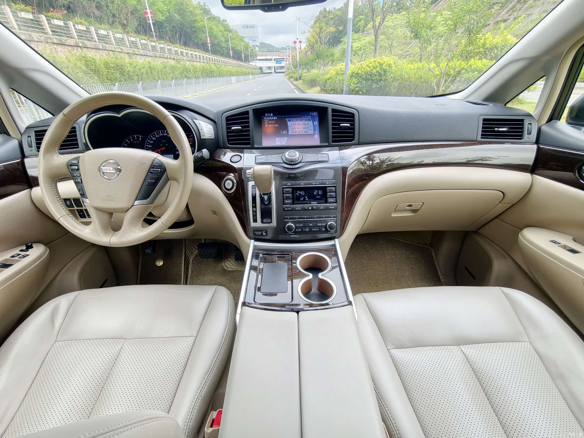 Nissan SL, 2016 6
