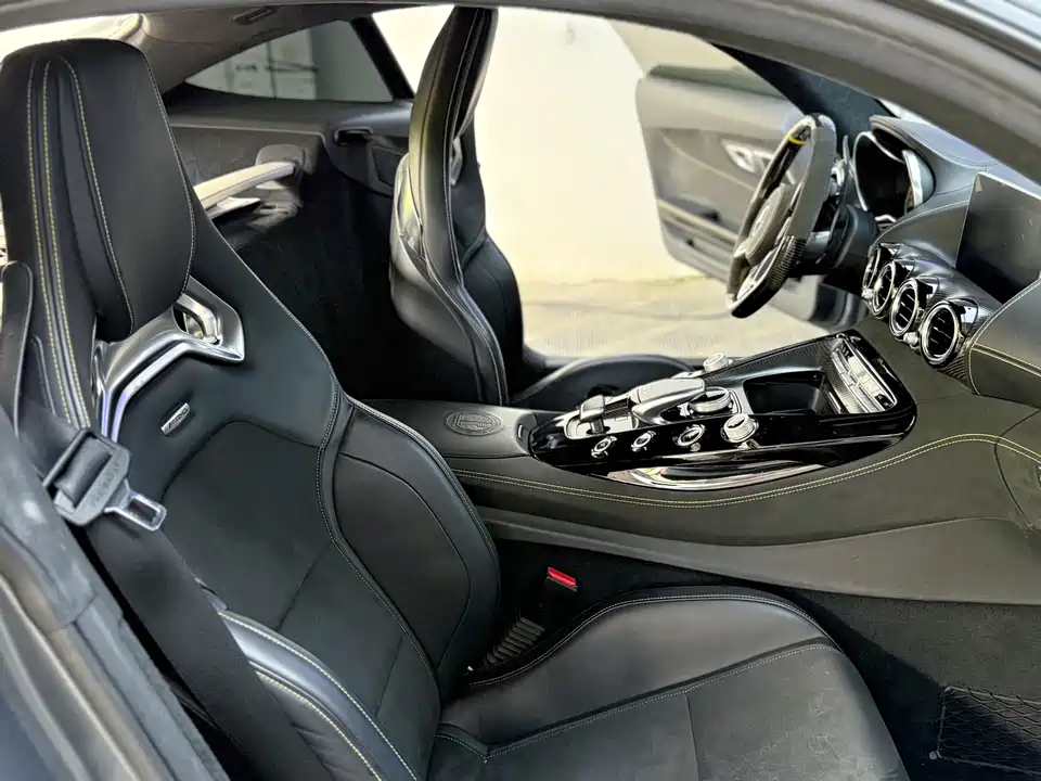 Mercedes-Benz AMG GT Mercedes-Benz AMG GT