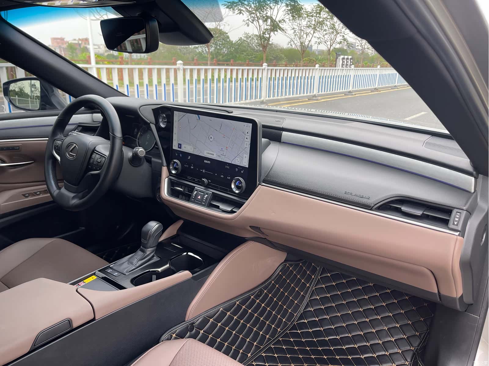 Lexus ES, 2024 7