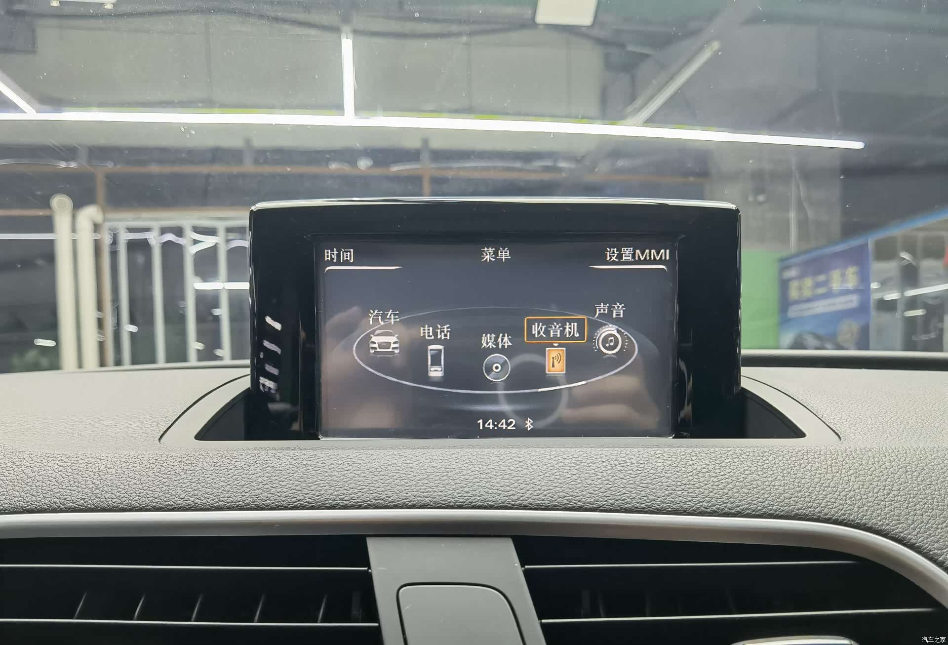 Audi Q3, 2017 11
