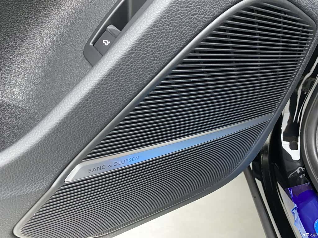 Audi Q7, 2025 25