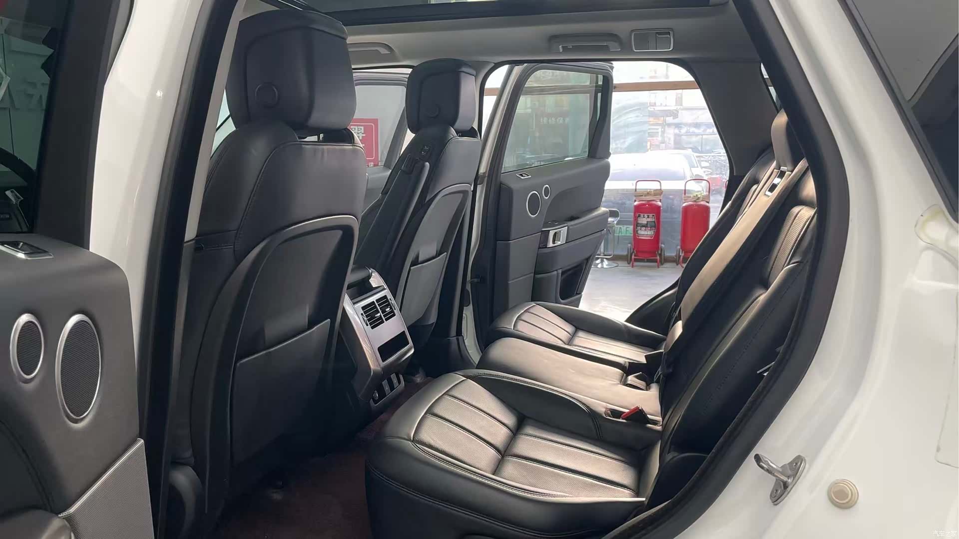 Land Rover Range Rover, 2019 12