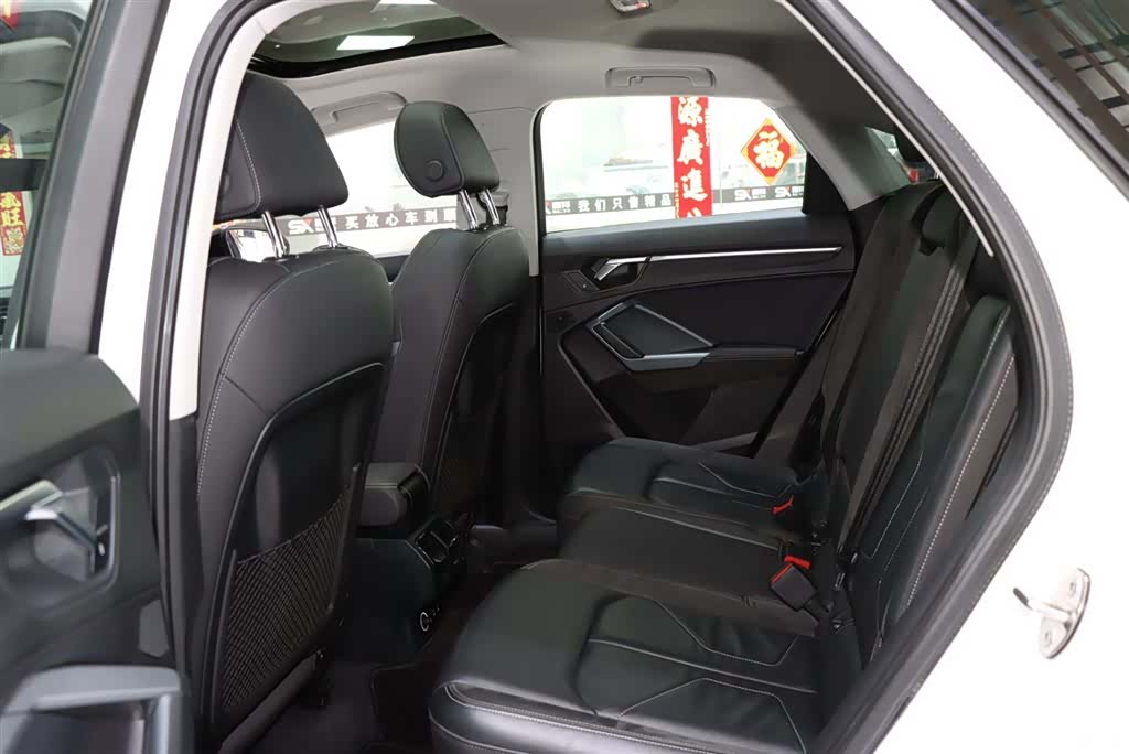 Audi Q3, 2023 11