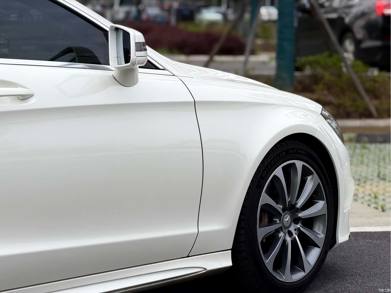 Mercedes-Benz CLS, 2015 24