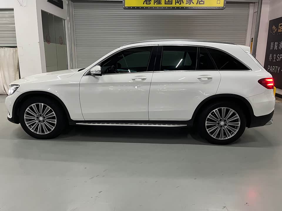Mercedes-Benz GLC Mercedes-Benz GLC