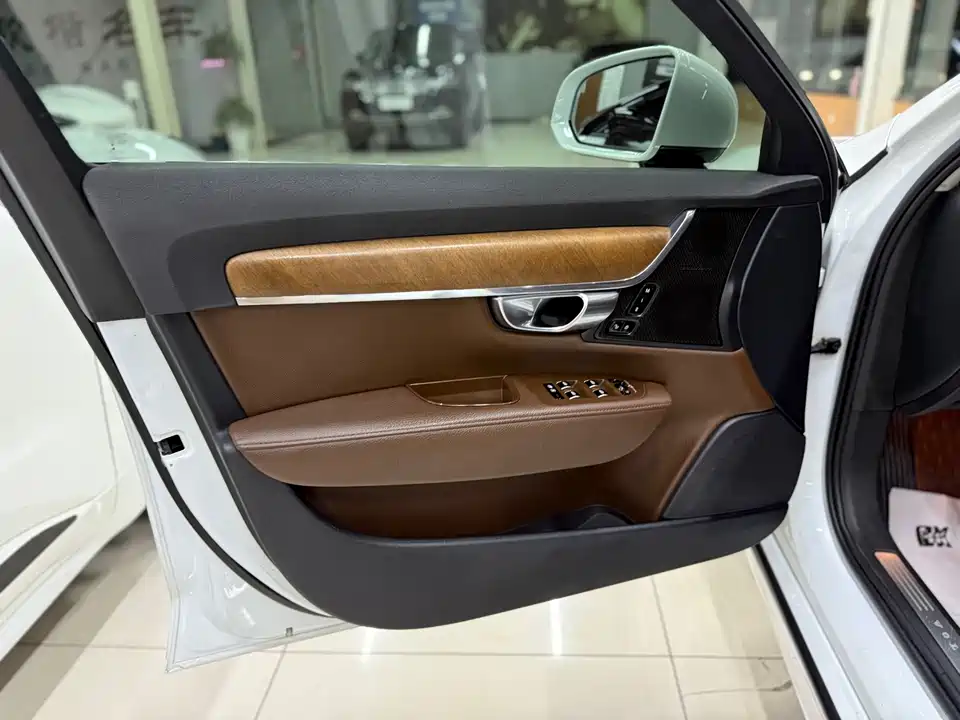 Volvo S90 Volvo S90