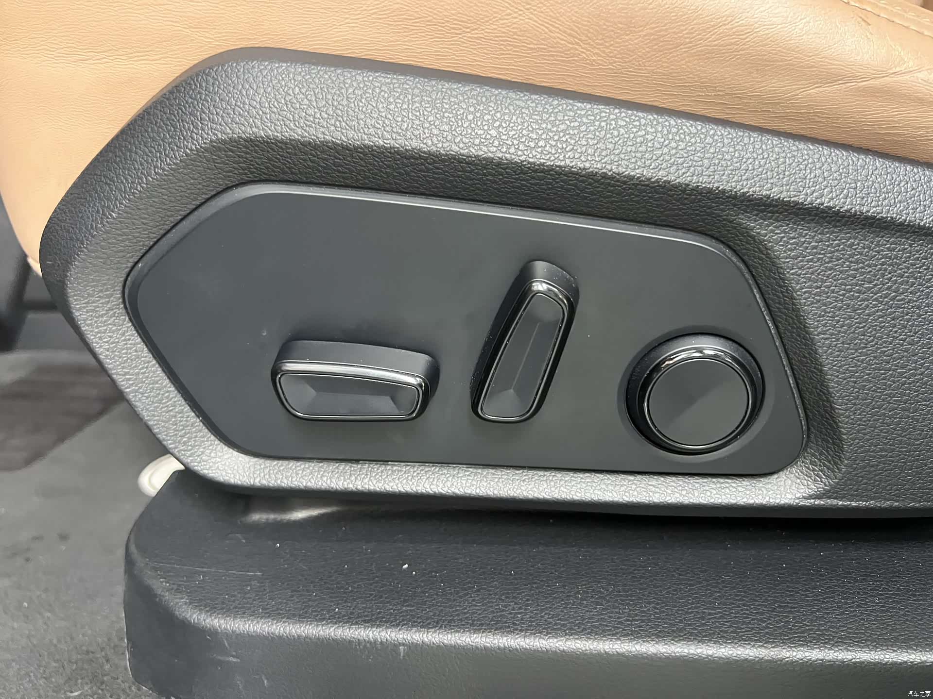 NIO ES8, 2019 10