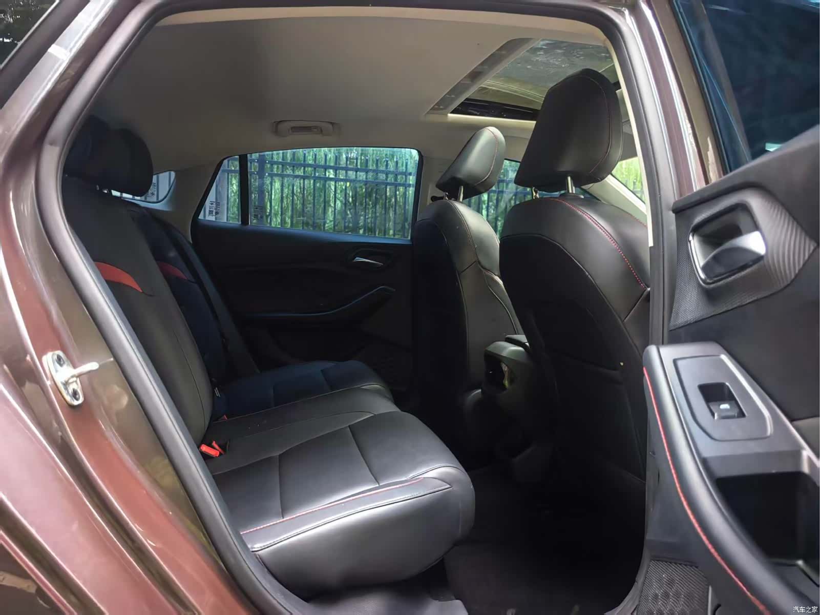 MG MG5, 2024 12
