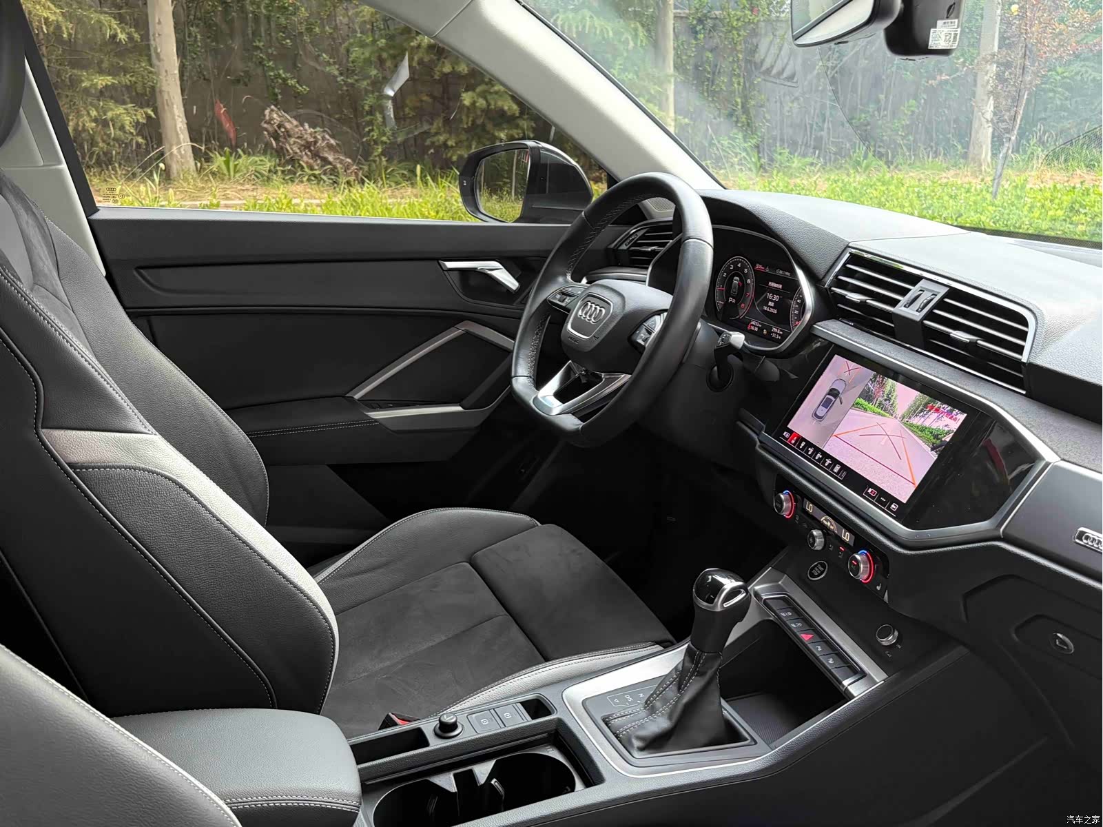Audi Q3, 2022 21