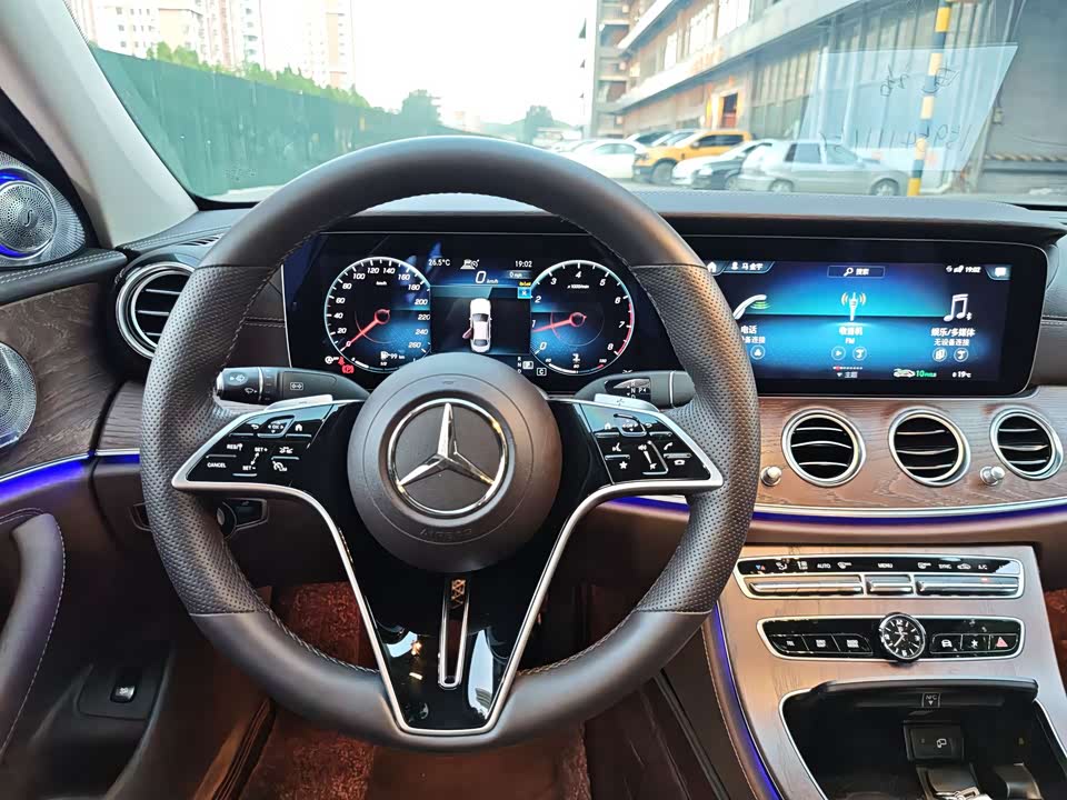 Mercedes-Benz E-class Mercedes-Benz E-class