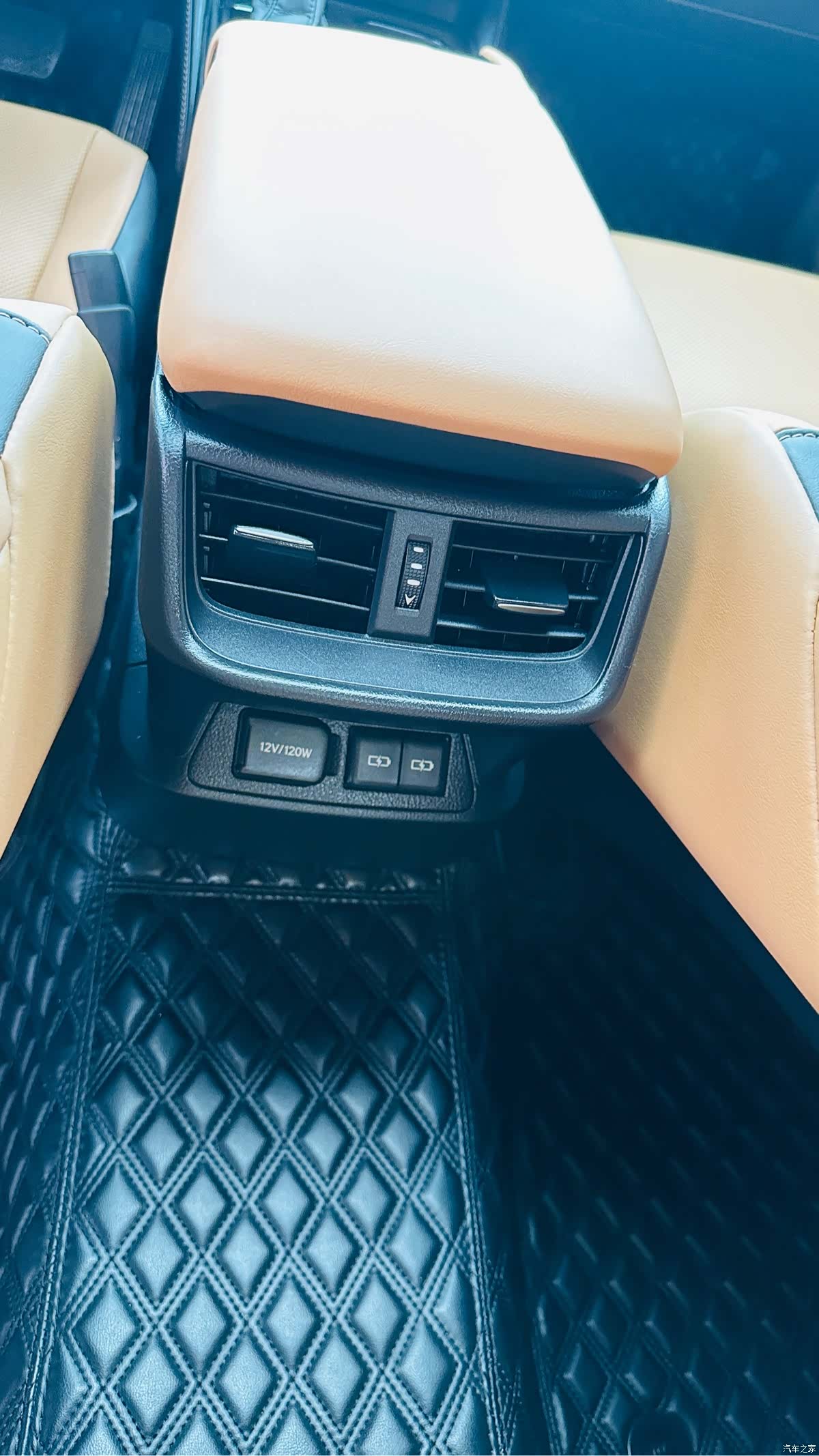 Lexus ES, 2023 21